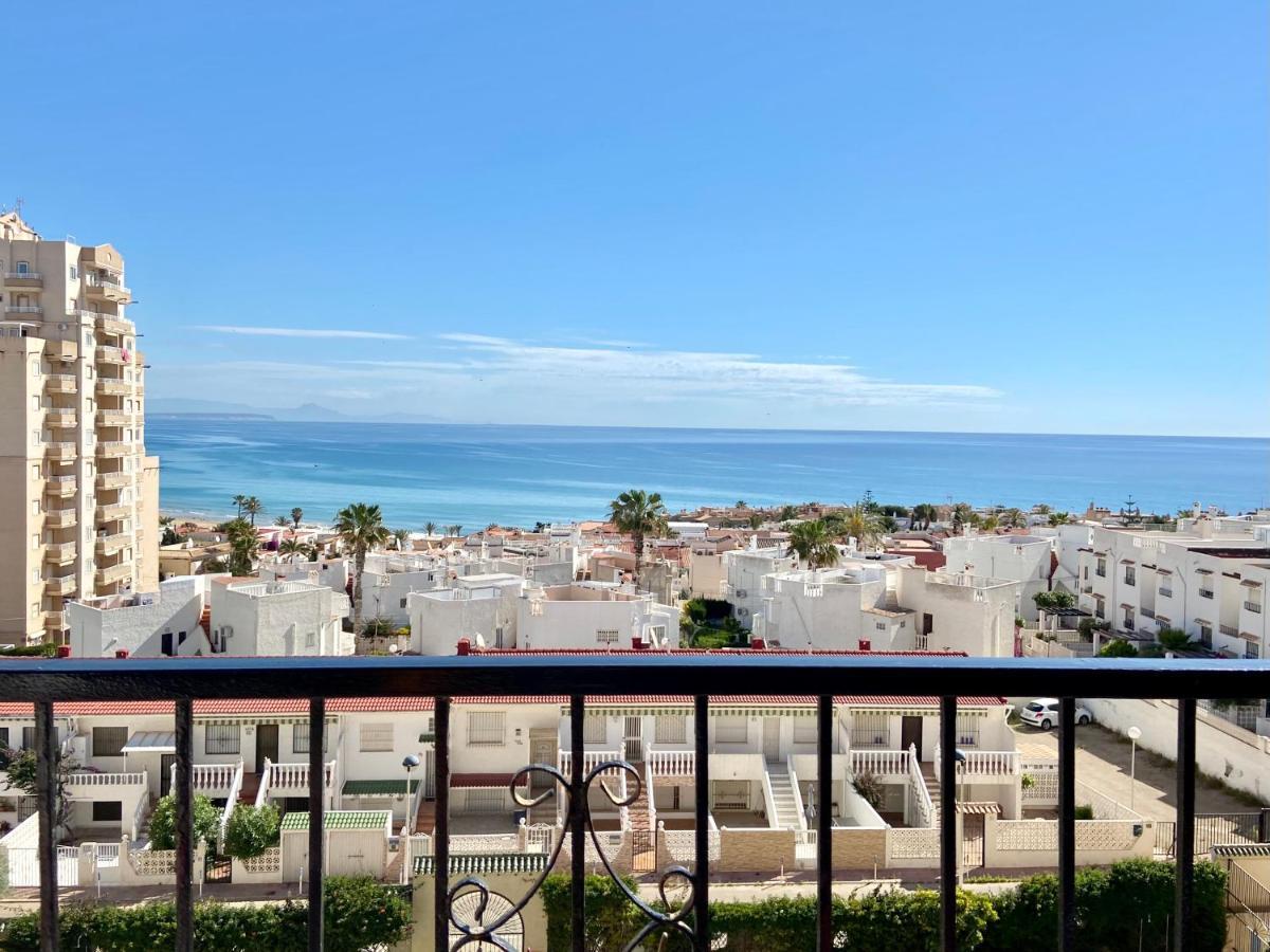 Beautiful Apartment Near Lamata Beach With Panorama Sea View!!! 托雷维耶哈 外观 照片