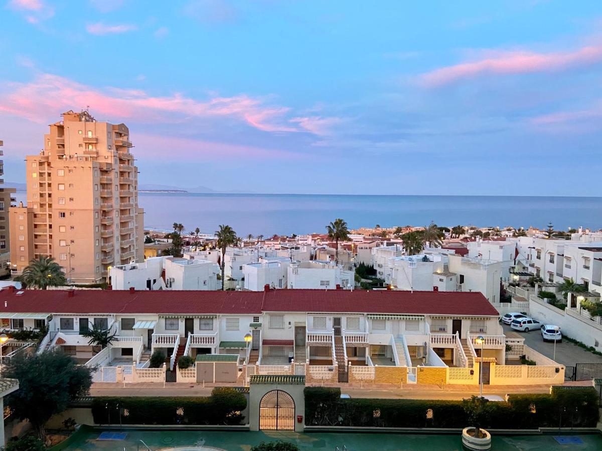 Beautiful Apartment Near Lamata Beach With Panorama Sea View!!! 托雷维耶哈 外观 照片