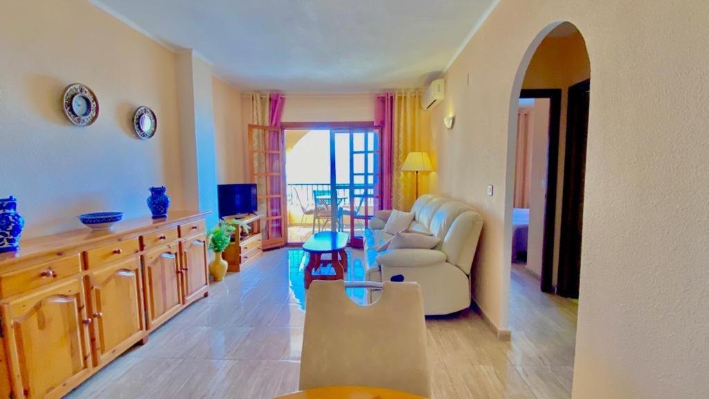 Beautiful Apartment Near Lamata Beach With Panorama Sea View!!! 托雷维耶哈 外观 照片